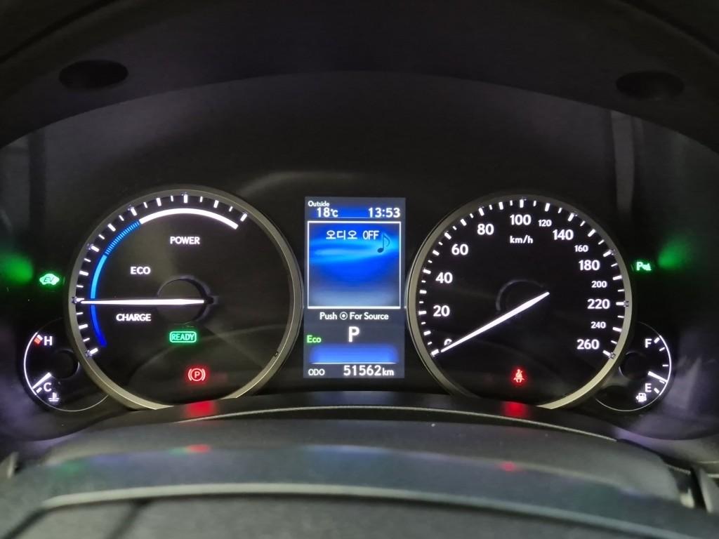 LEXUS NX 300h