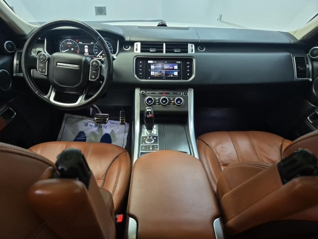 Land Rover Range Rover Sport HSE Dynamic 3.0 SC 8