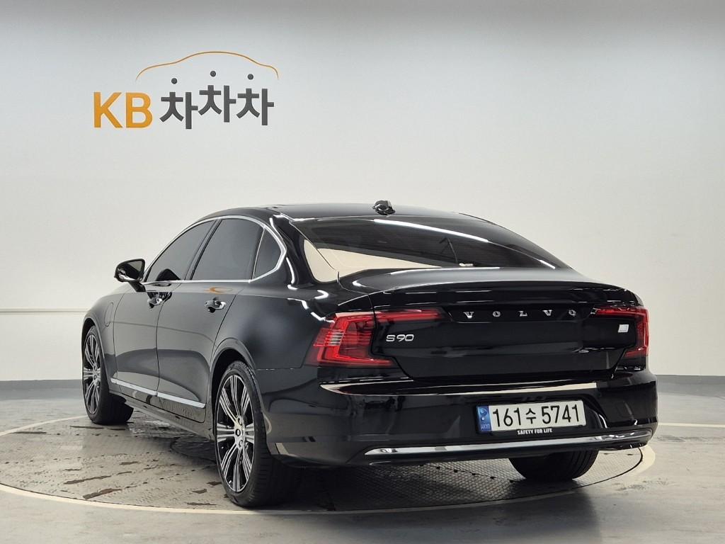 VOLVO S90 Recharge T8 AWD
