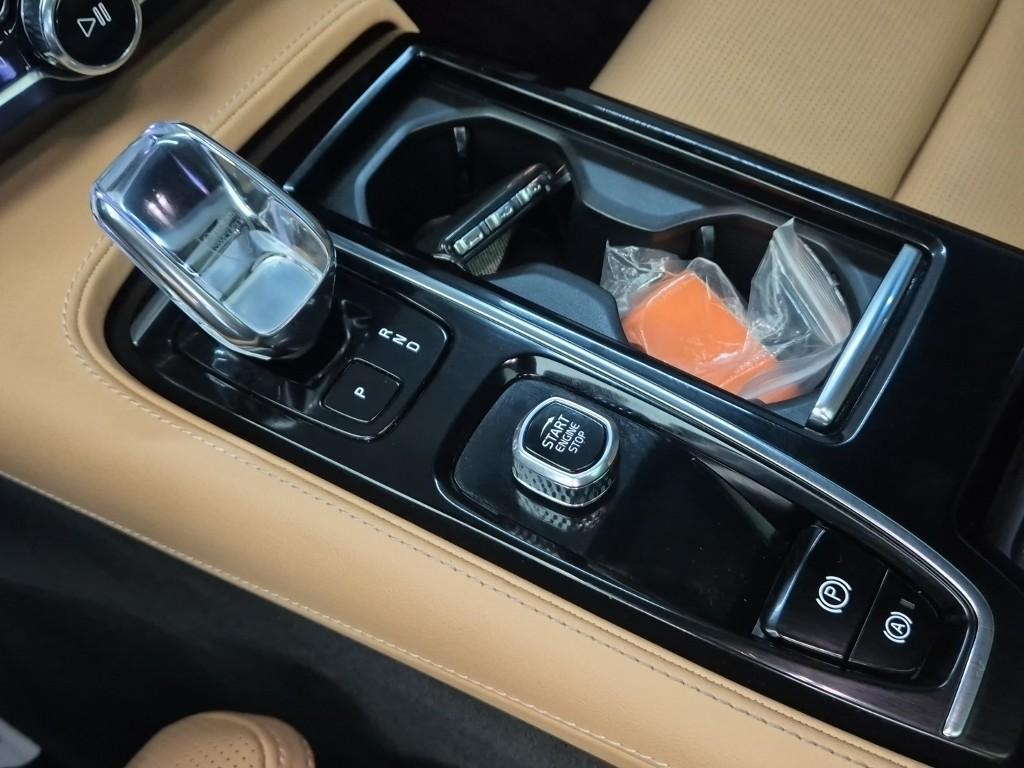 VOLVO S90 Recharge T8 AWD