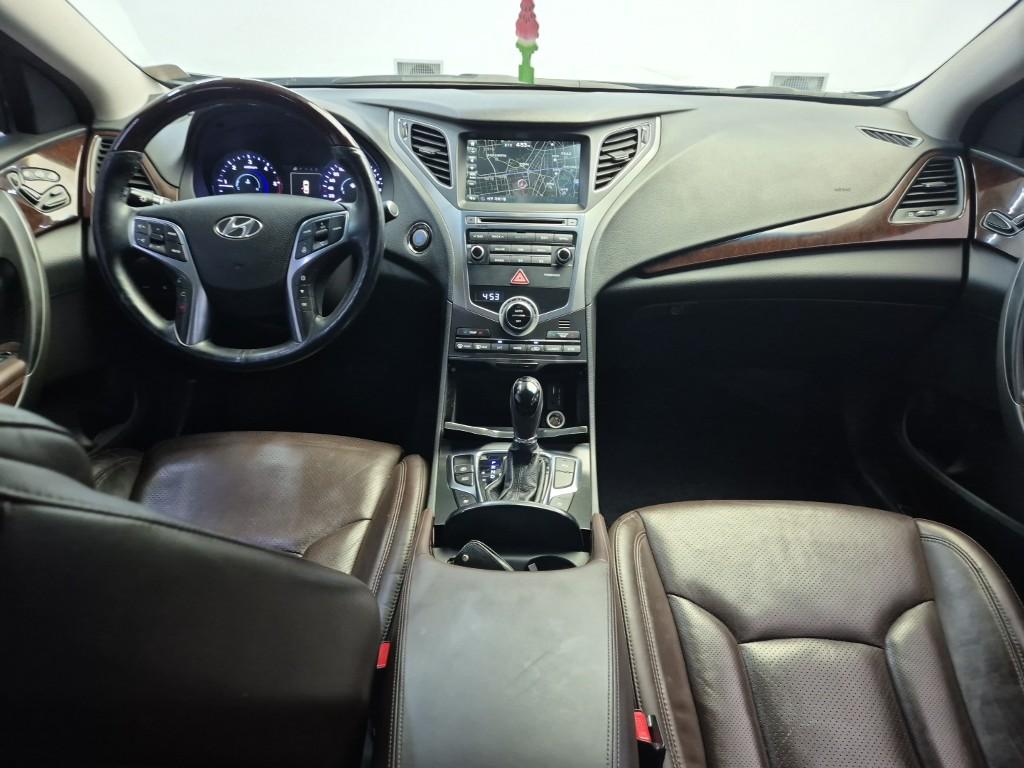 HYUNDAI Grandeur HG Diesel HG 220