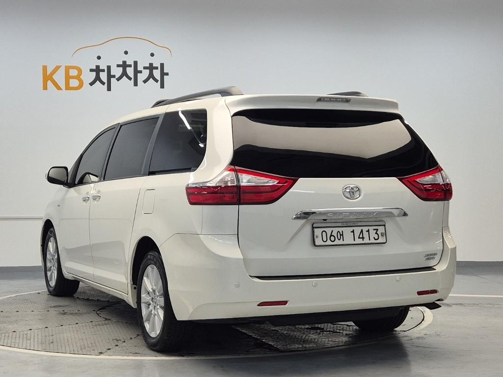 TOYOTA Sienna (3rd Generation) 3.5 AWD