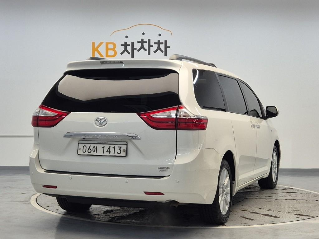 TOYOTA Sienna (3rd Generation) 3.5 AWD
