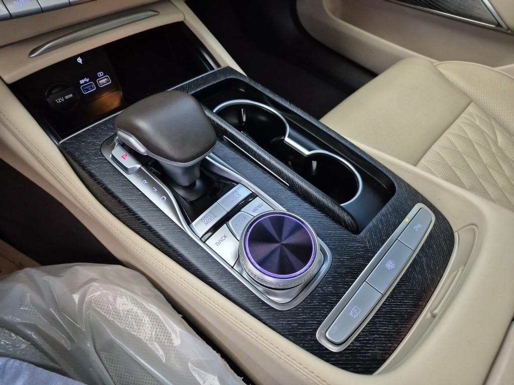 KIA The New K9(RJ) 3.8 Gasoline AWD