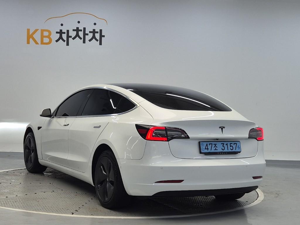 Tesla Model 3 EV RWD