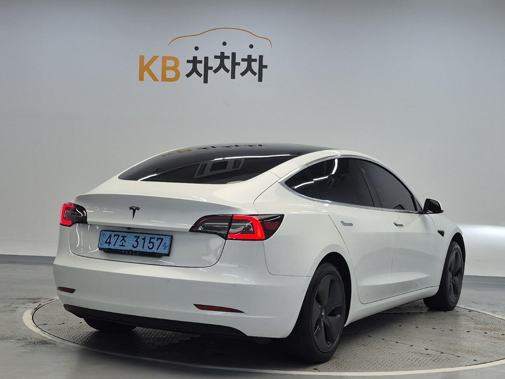 Tesla Model 3 EV RWD