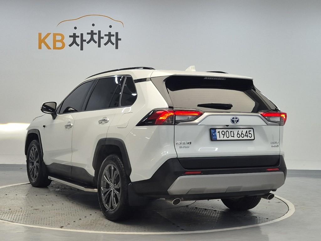 TOYOTA RAV4 (5th Generation) 2.5 AWD Hybrid