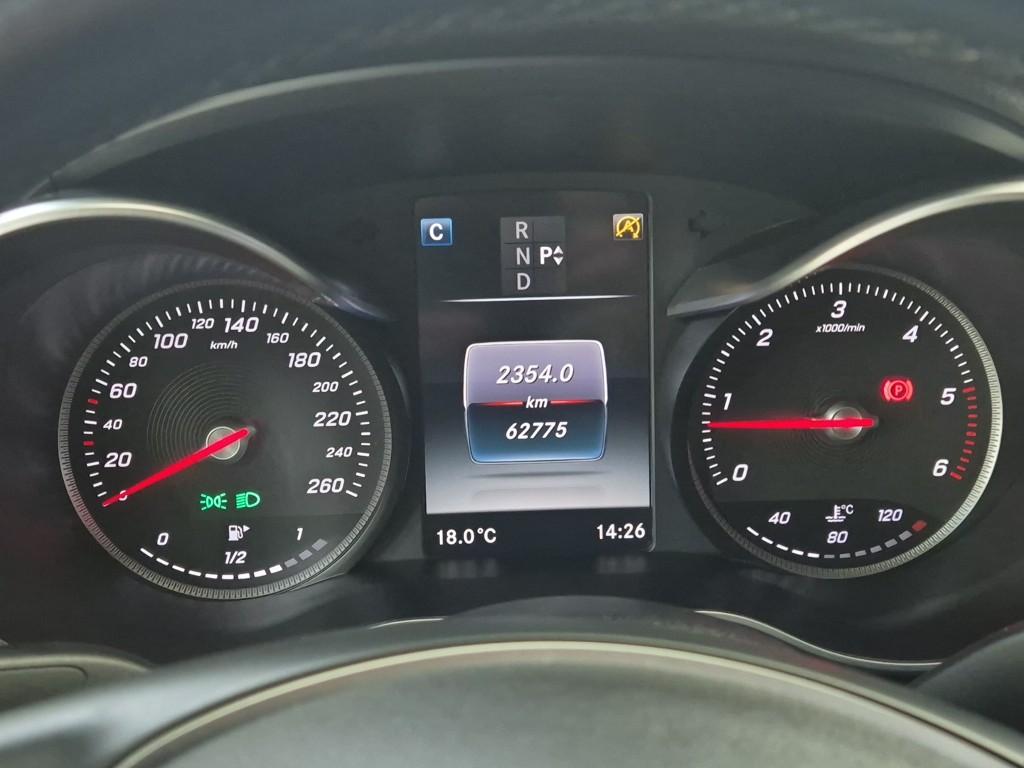BENZ C-Class (4th Generation) C220 D
