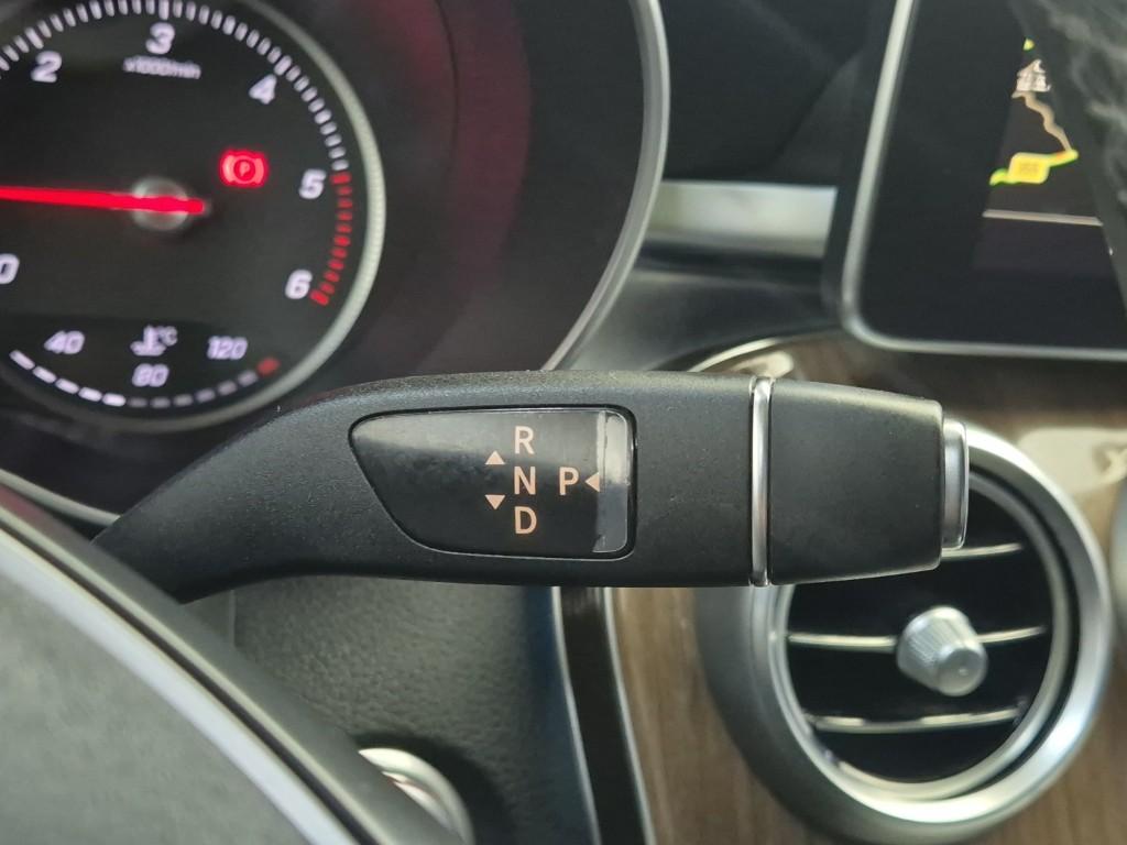 BENZ C-Class (4th Generation) C220 D