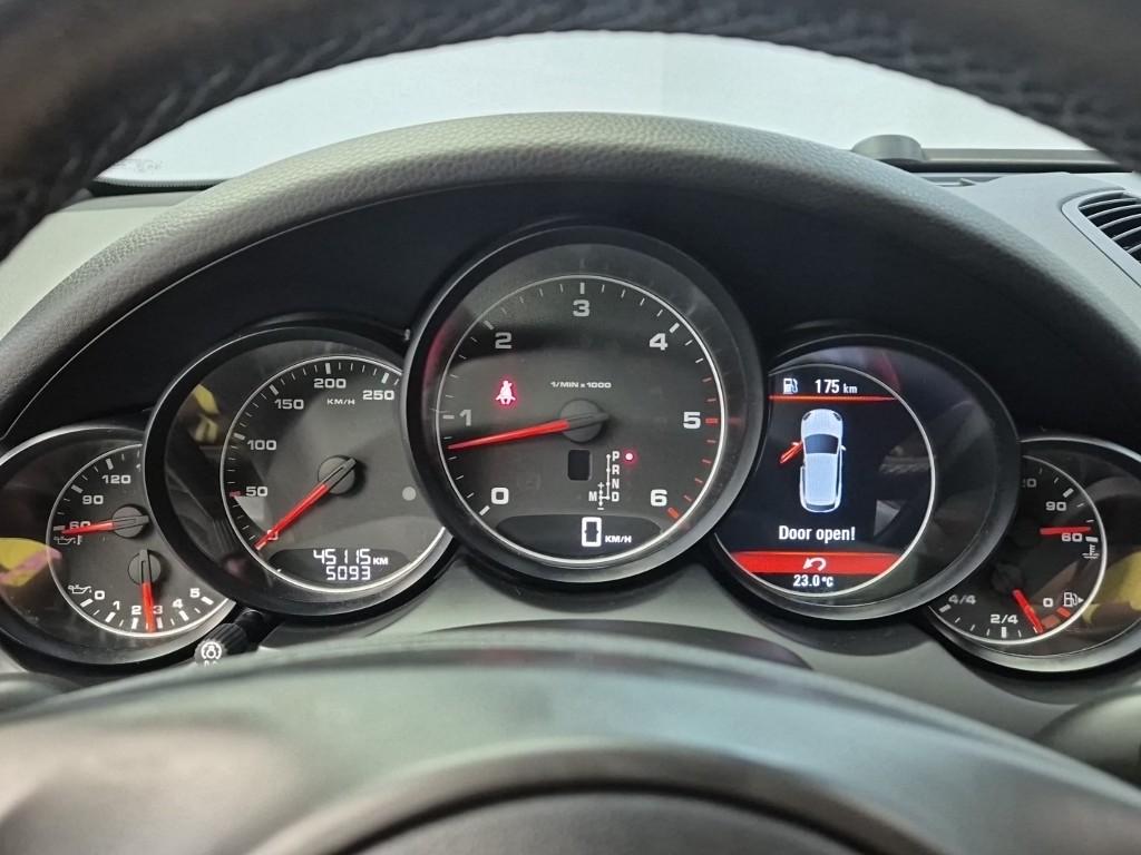 PORSCHE Cayenne (2nd Generation) Diesel 3.0