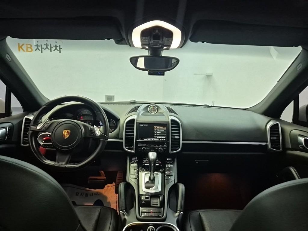 PORSCHE Cayenne (2nd Generation) Diesel 3.0