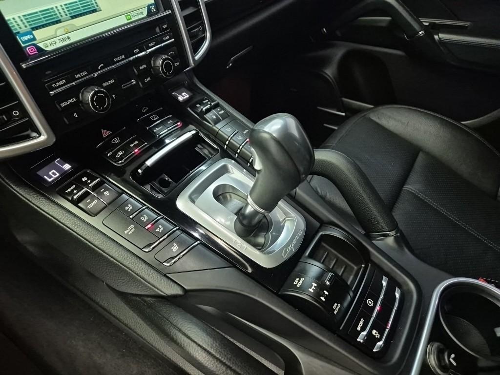 PORSCHE Cayenne (2nd Generation) Diesel 3.0