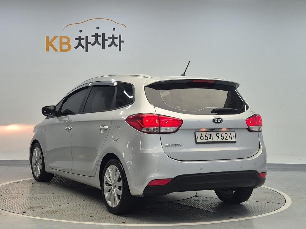 KIA All New Carens 2.0 LPI