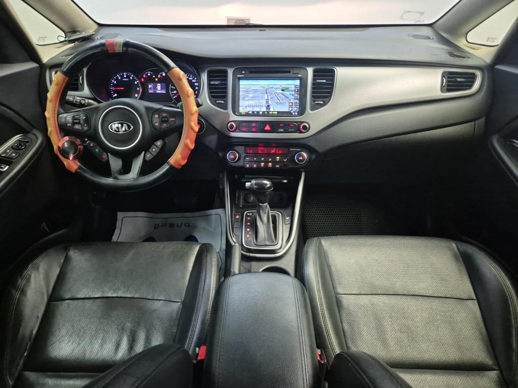 KIA All New Carens 2.0 LPI