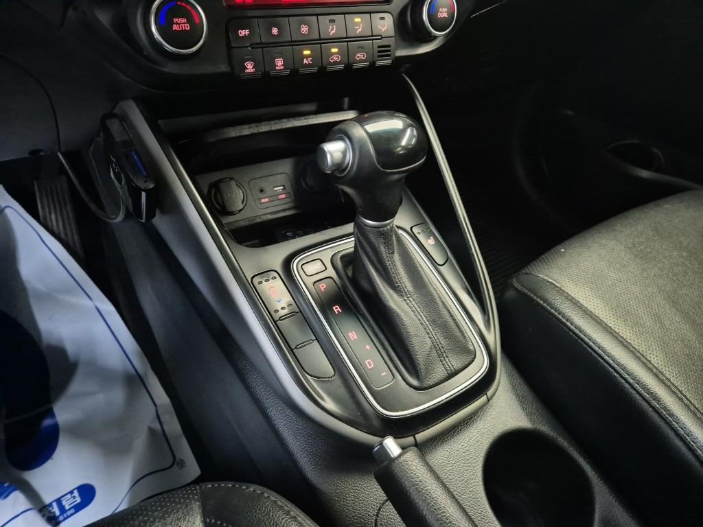 KIA All New Carens 2.0 LPI