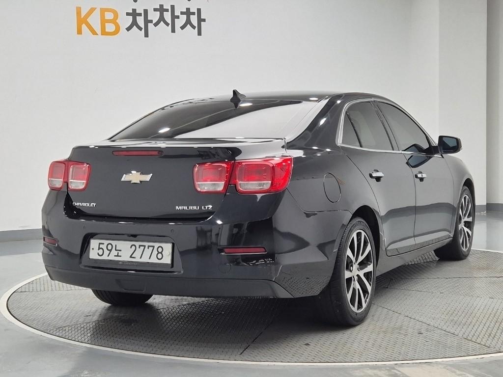 Chevrolet Malibu 2012 photo 3