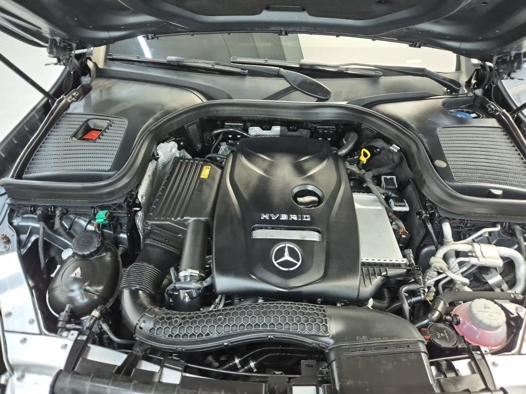 BENZ GLC-Class GLC 300e 4matic Coupe