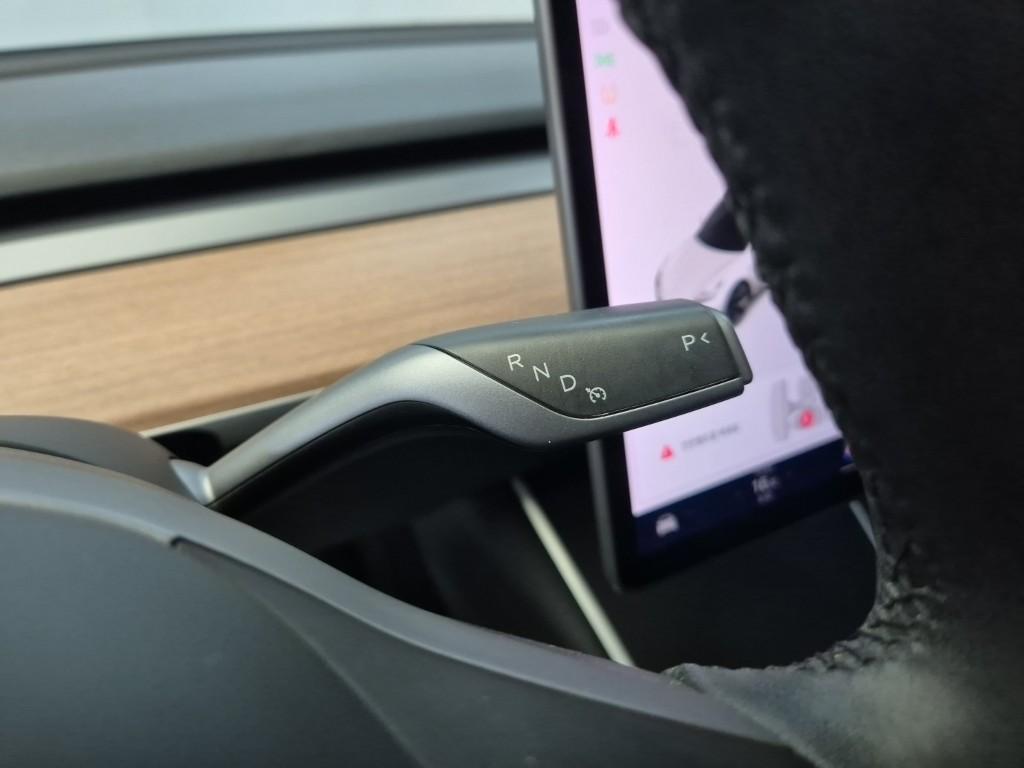 Tesla Model 3 EV RWD