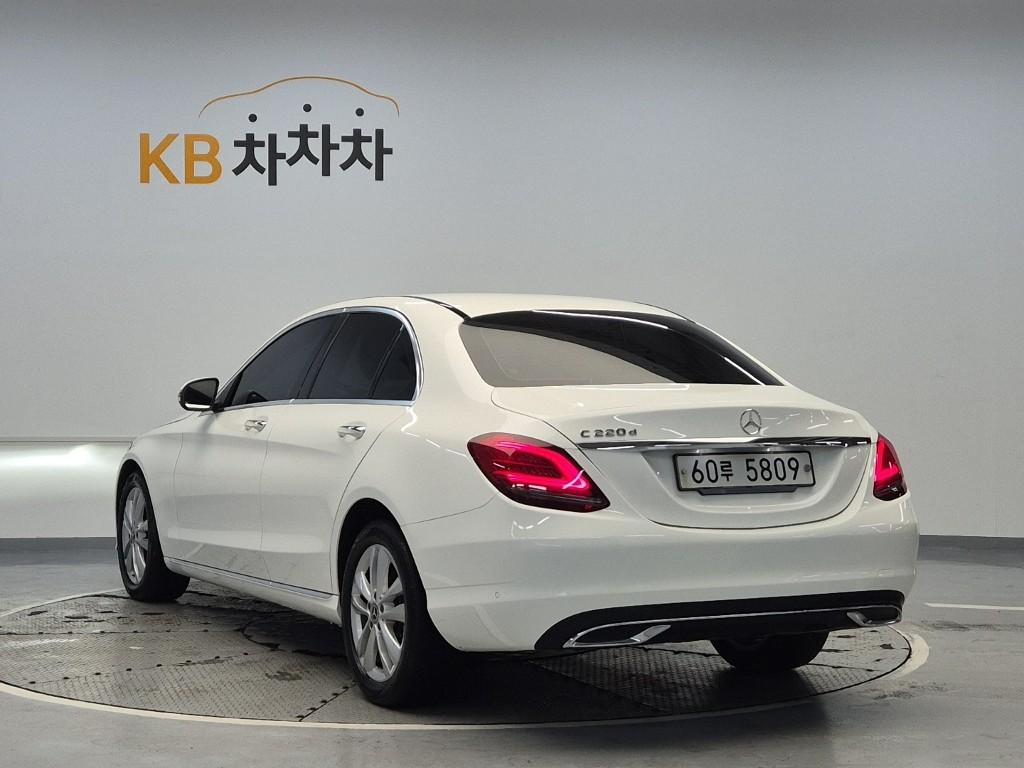 BENZ C-Class (4th Generation) C220 D