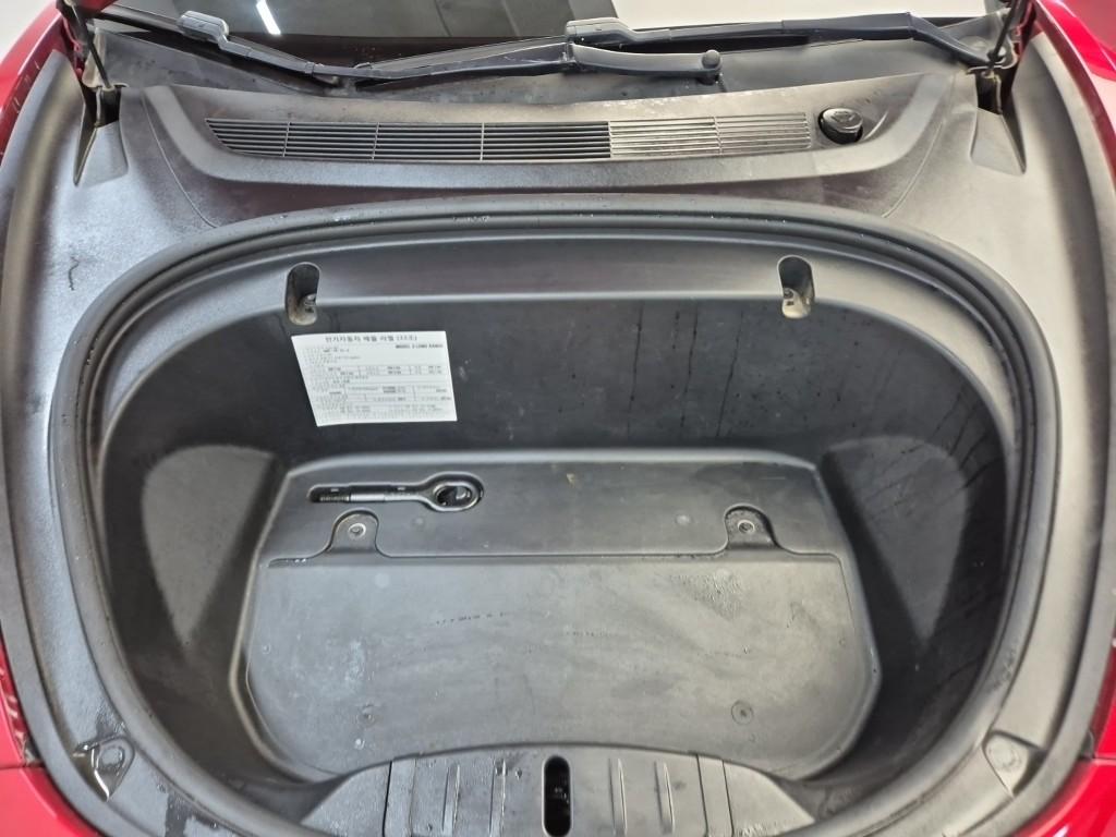 Tesla Model 3 EV AWD