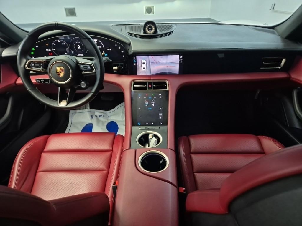 PORSCHE Taycan EV 4S