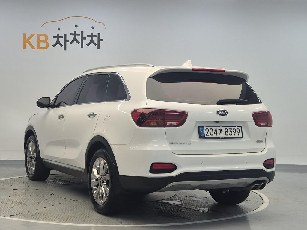 KIA The New Sorento Diesel R2.0 2WD