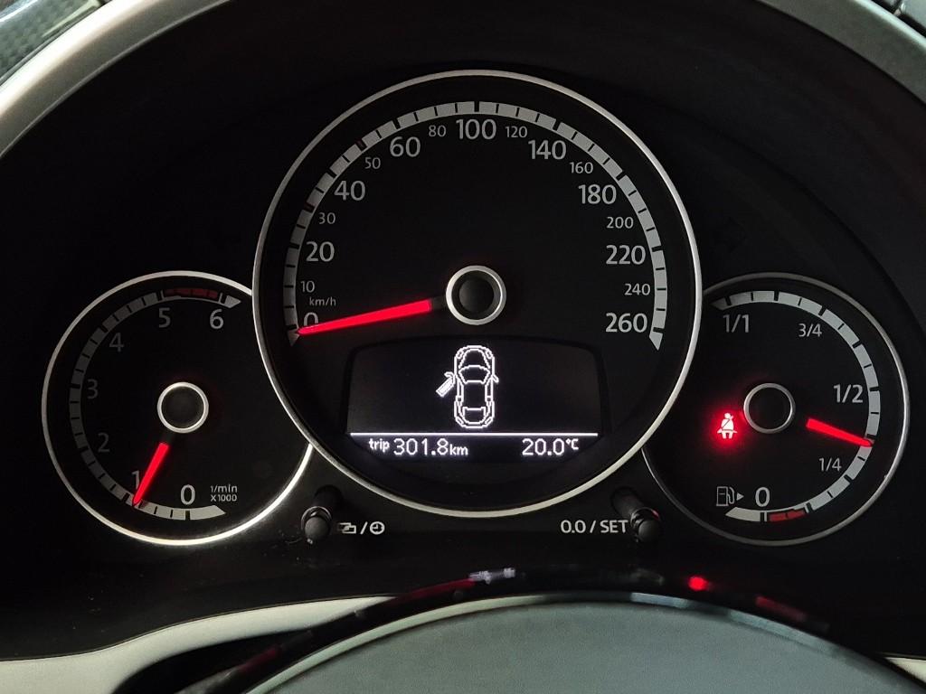 Volkswagen Beetle The 2.0 TDI 7