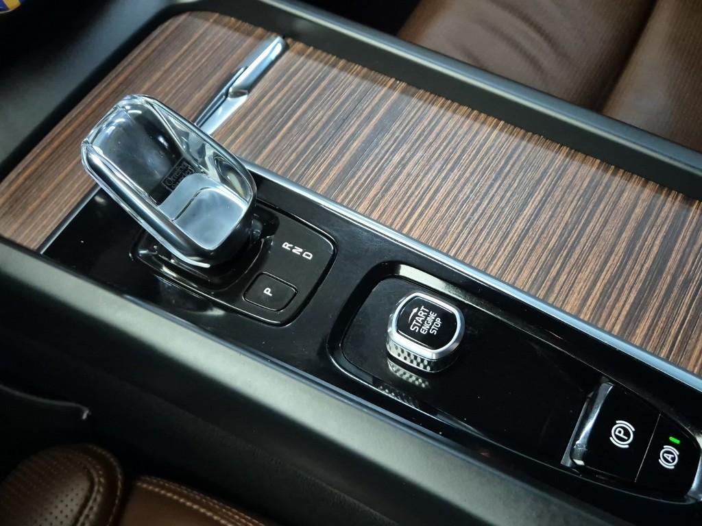 VOLVO XC60 Recharge T8 AWD