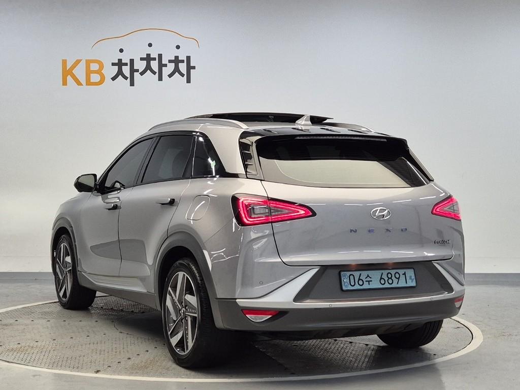 HYUNDAI Nexo FCEV
