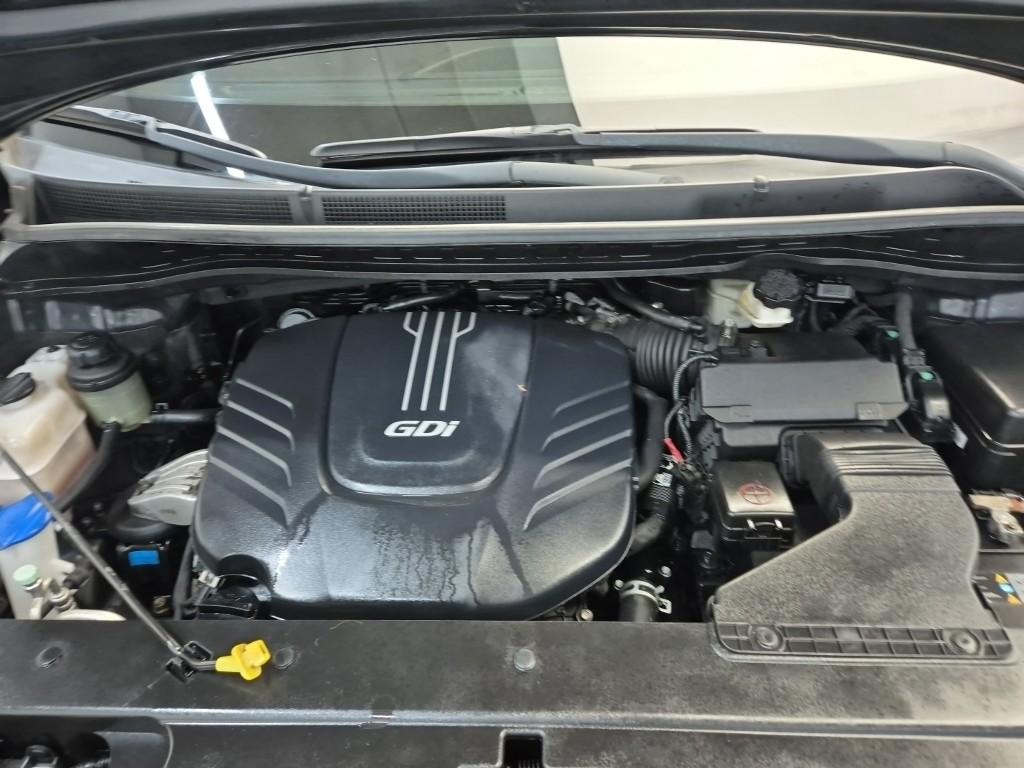 Kia Carnival Noblesse V6 Lambda 3.3 Gasoline High Limousine 6
