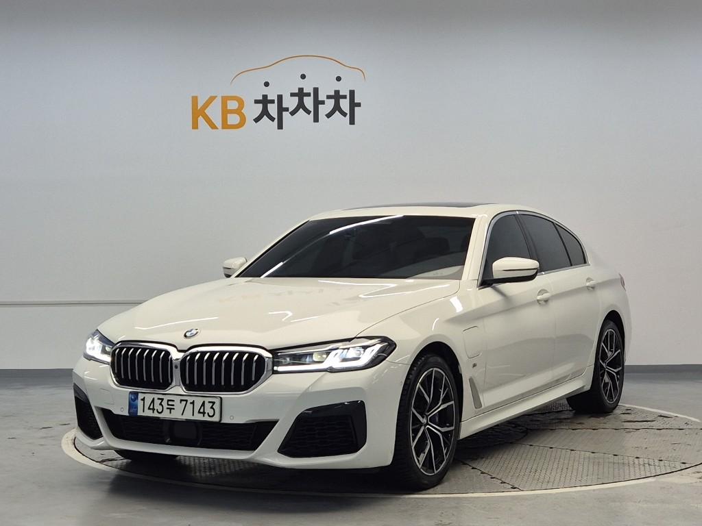 BMW 5 Series (7th Generation) 530e