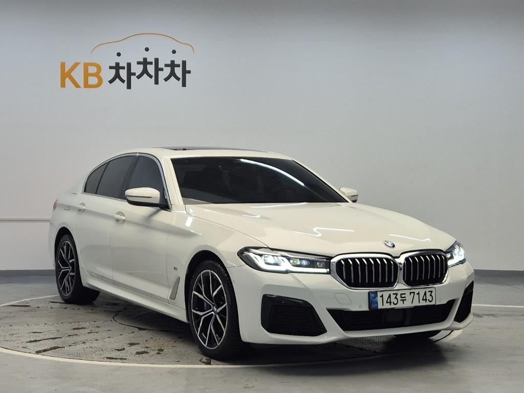 BMW 5 Series (7th Generation) 530e