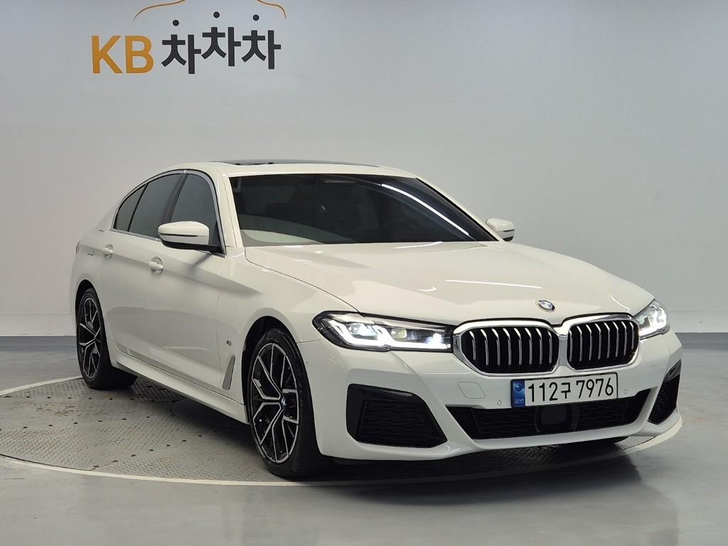BMW 5 Series (7th Generation) 530i
