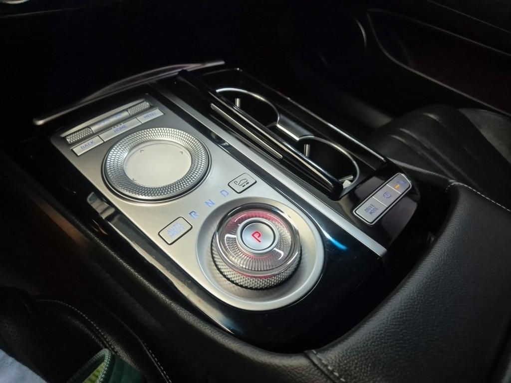GENESIS The All New G80 Gasoline 2.5 2WD