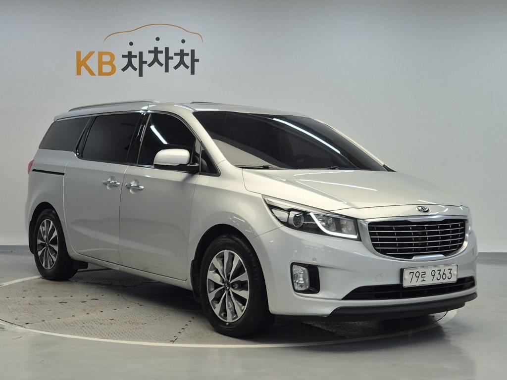 KIA All New Carnival 11-Seater Diesel