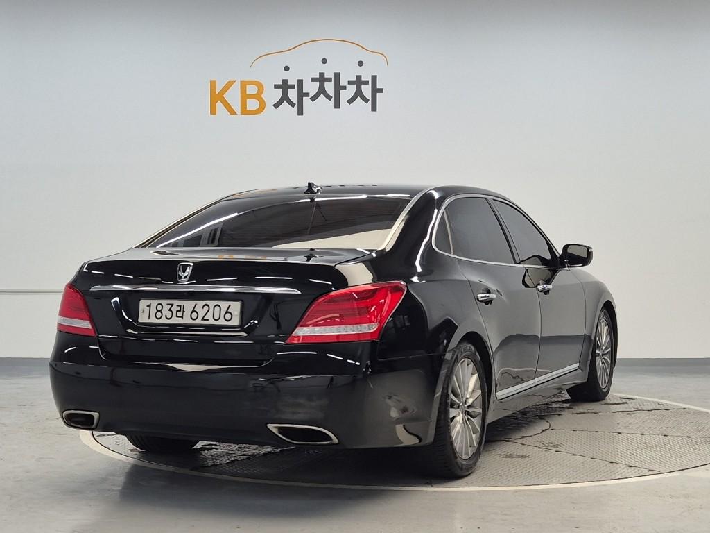HYUNDAI Ecuus (New Model) VS380