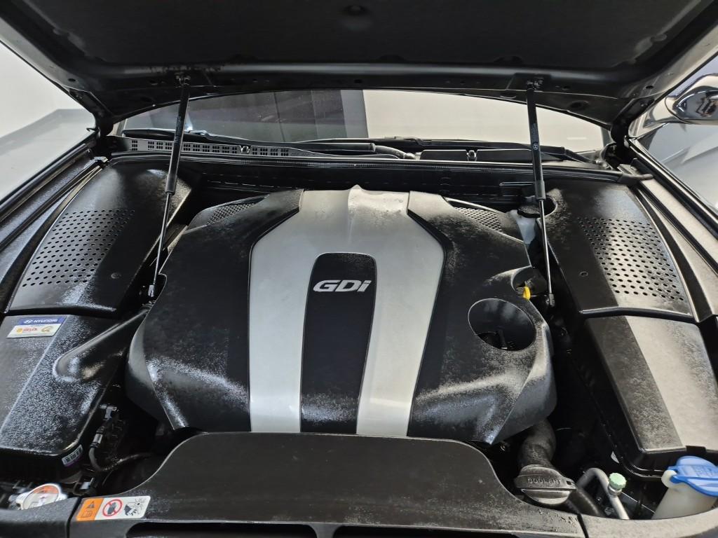 HYUNDAI Ecuus (New Model) VS380