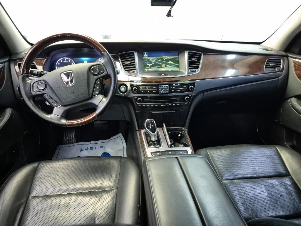 HYUNDAI Ecuus (New Model) VS380