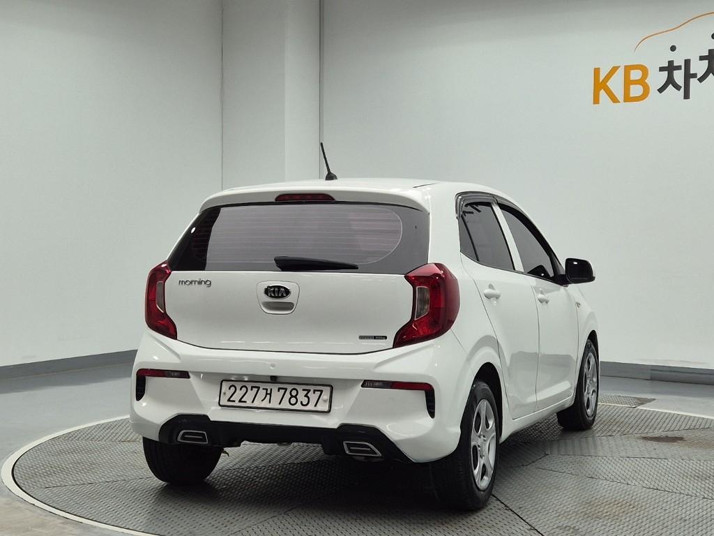 Kia Morning Urban Special Smart Stream G1.0 MPI Van 4