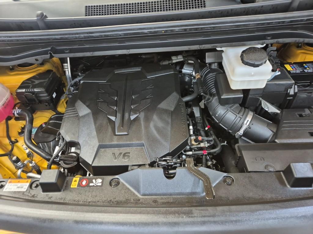 HYUNDAI Staria 3.5 LPG Kinder 15-Seater
