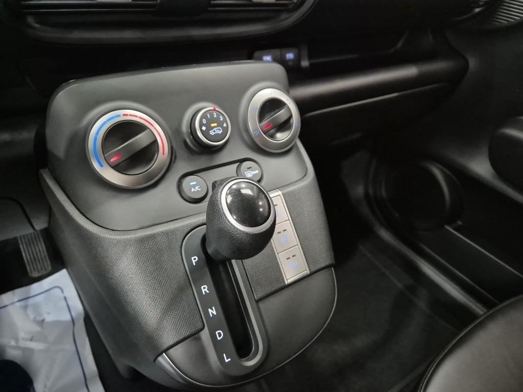 HYUNDAI CASPER Gasoline 1.0 Van