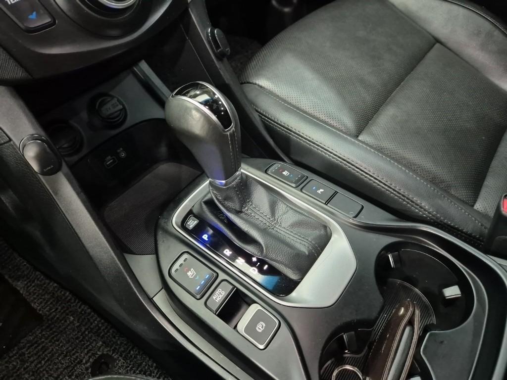 HYUNDAI The New Maxcruz Diesel 2.2 2WD