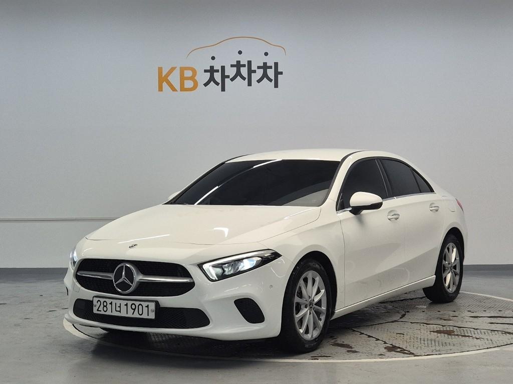 BENZ A-Class (4th Generation) A220 Sedan
