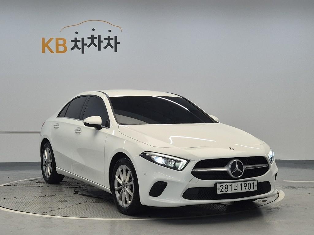BENZ A-Class (4th Generation) A220 Sedan