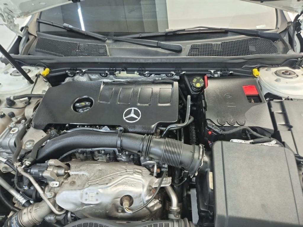 BENZ A-Class (4th Generation) A220 Sedan