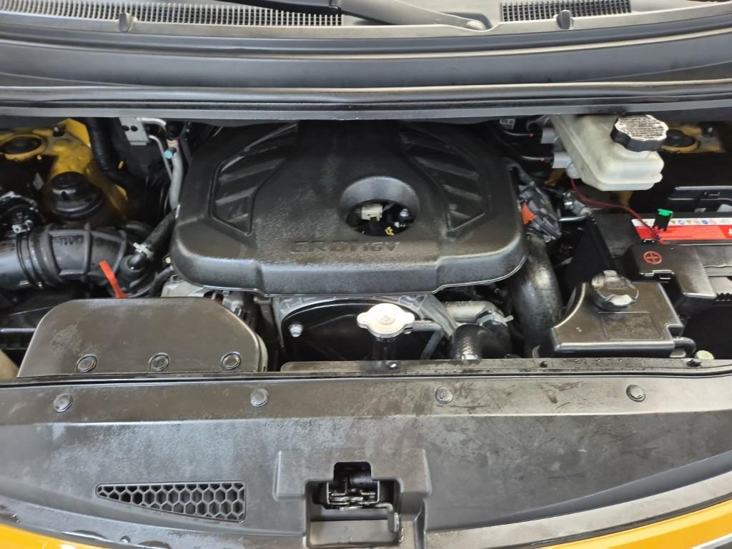 HYUNDAI Grand Starex Daycare Center Vehicle