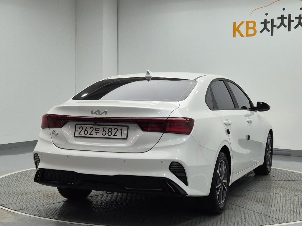 KIA The New K3 1.6 Gasoline