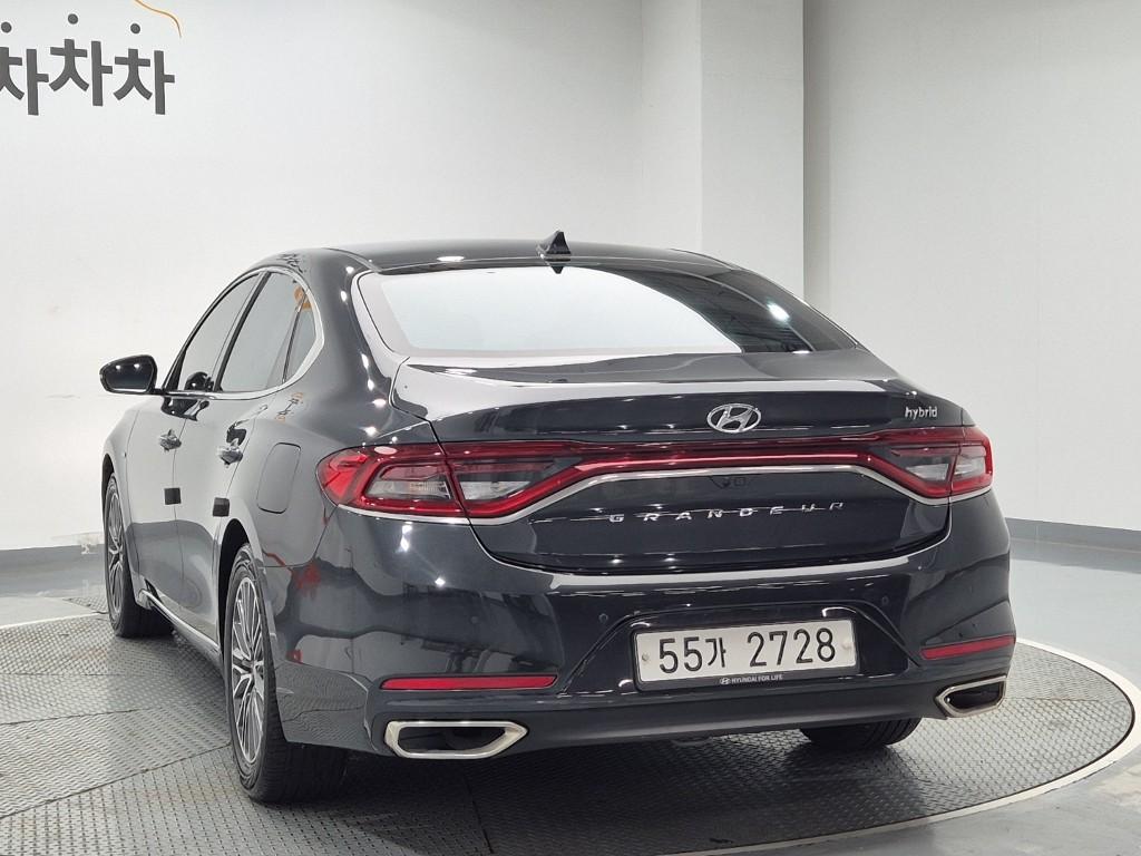 Hyundai Grandeur IG Hybrid Exclusive Special Hybrid 3