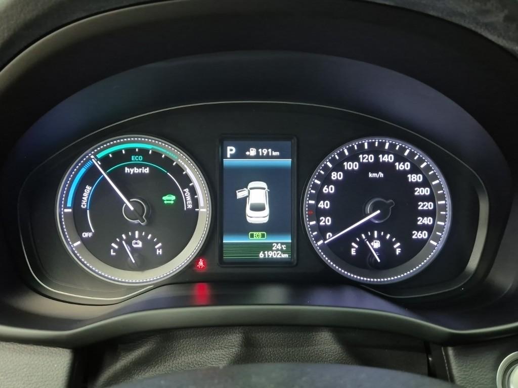 Hyundai Grandeur IG Hybrid Exclusive Special Hybrid 7