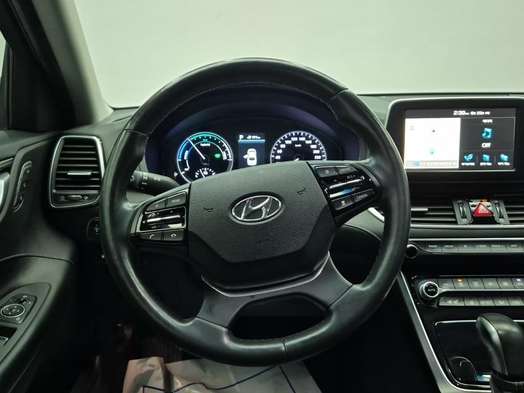 Hyundai Grandeur IG Hybrid Exclusive Special Hybrid 10